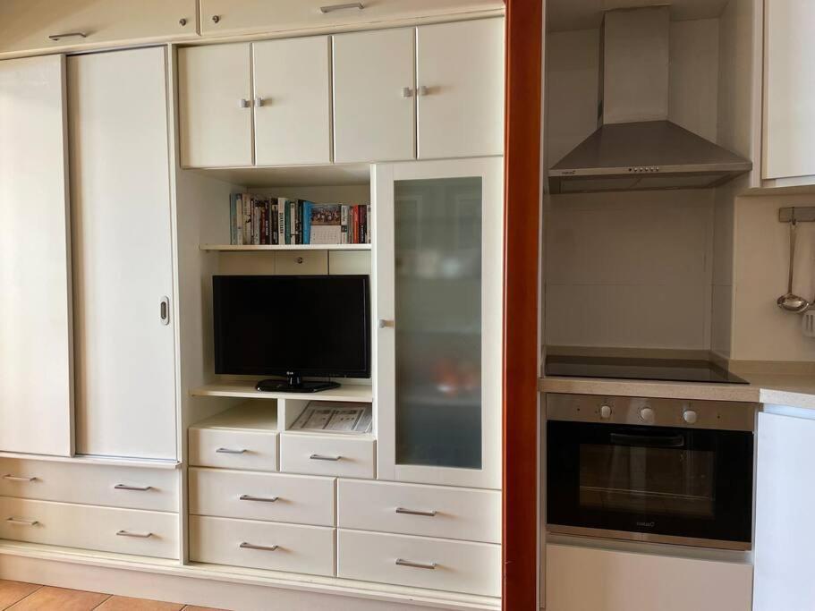 Apartamento Calma Chica ตอร์เรโมลิโนส ภายนอก รูปภาพ